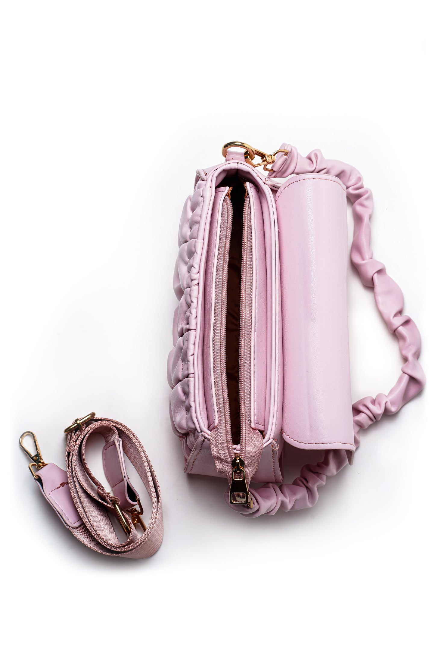 Carry Carat sqaure sling bag