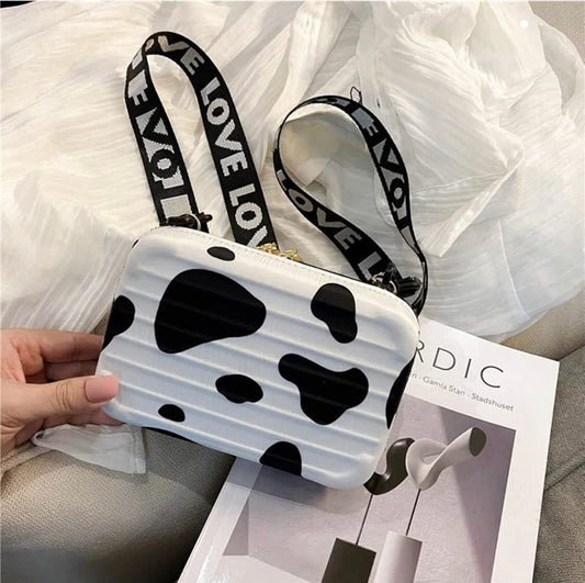 Box sling bag