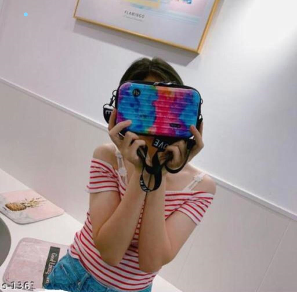 Box sling bag for girls